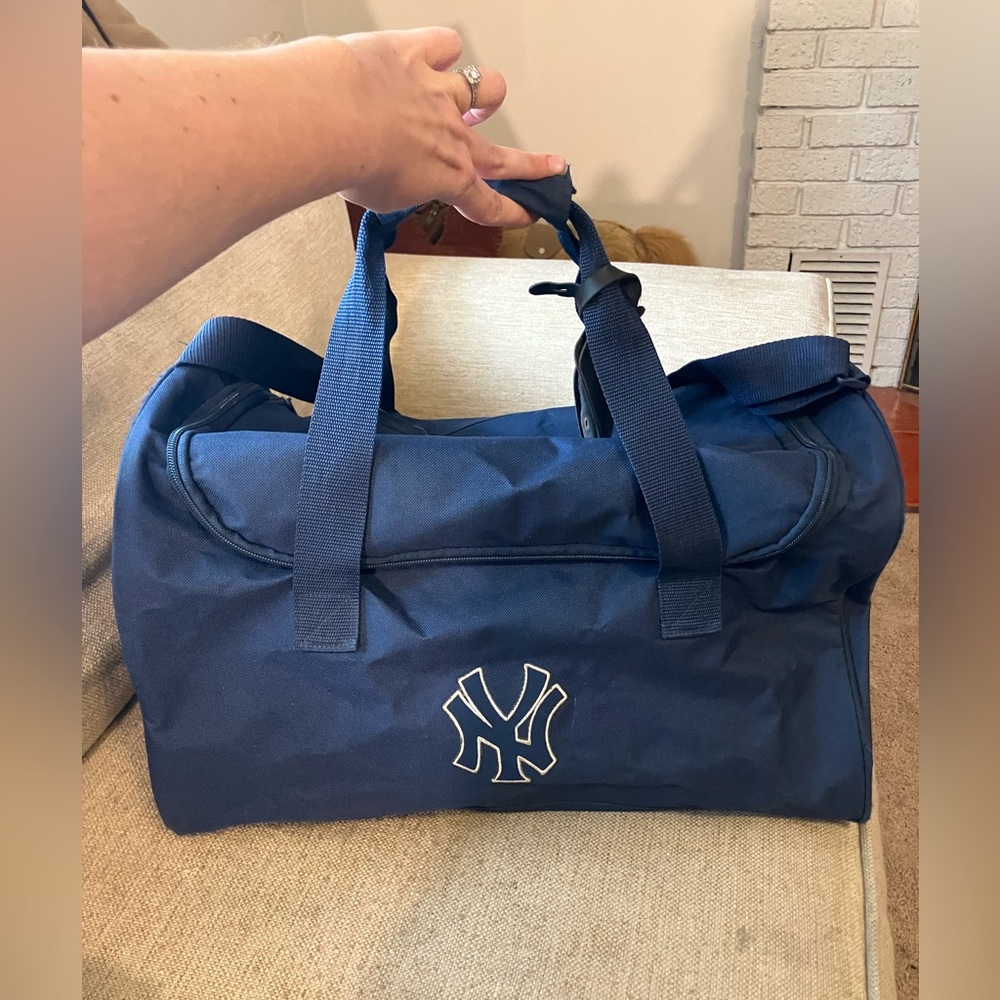 New York Yankees duffle bag
